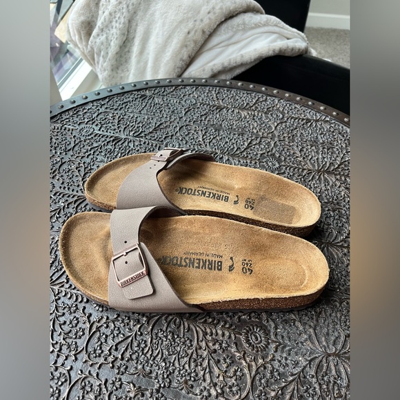 BIRKENSTOCK MADRID SANDALS IN MOCHA 40 9 - Picture 6 of 10